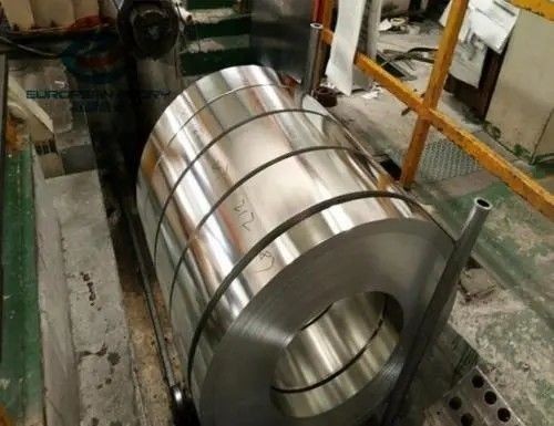 SAE1006 Fitas de aço de carbono laminadas a frio Espessura 0,2-1,5 mm